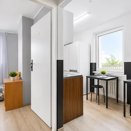 Privat bolig A2 - 24h Self Check-in - Free Parking Poznań